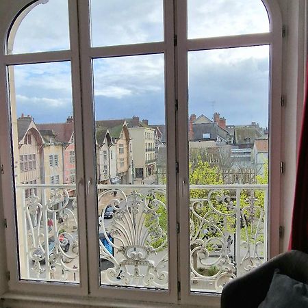 Au Coeur De Ville Troyes Eksteriør bilde