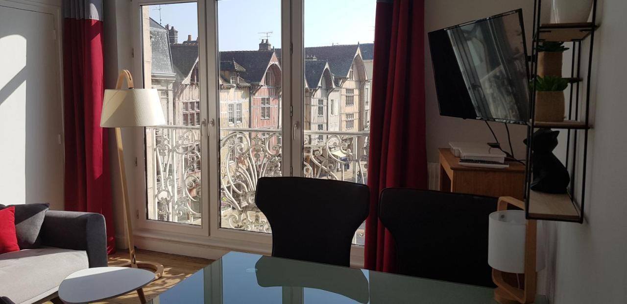 Au Coeur De Ville Troyes Eksteriør bilde